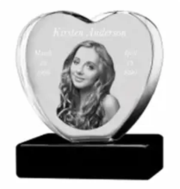 0063 2d heart shape crystal on black base