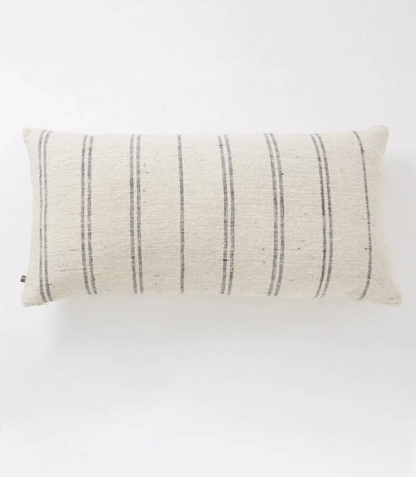 HK LIVING FIJN GESTREEPT KUSSEN 100x50