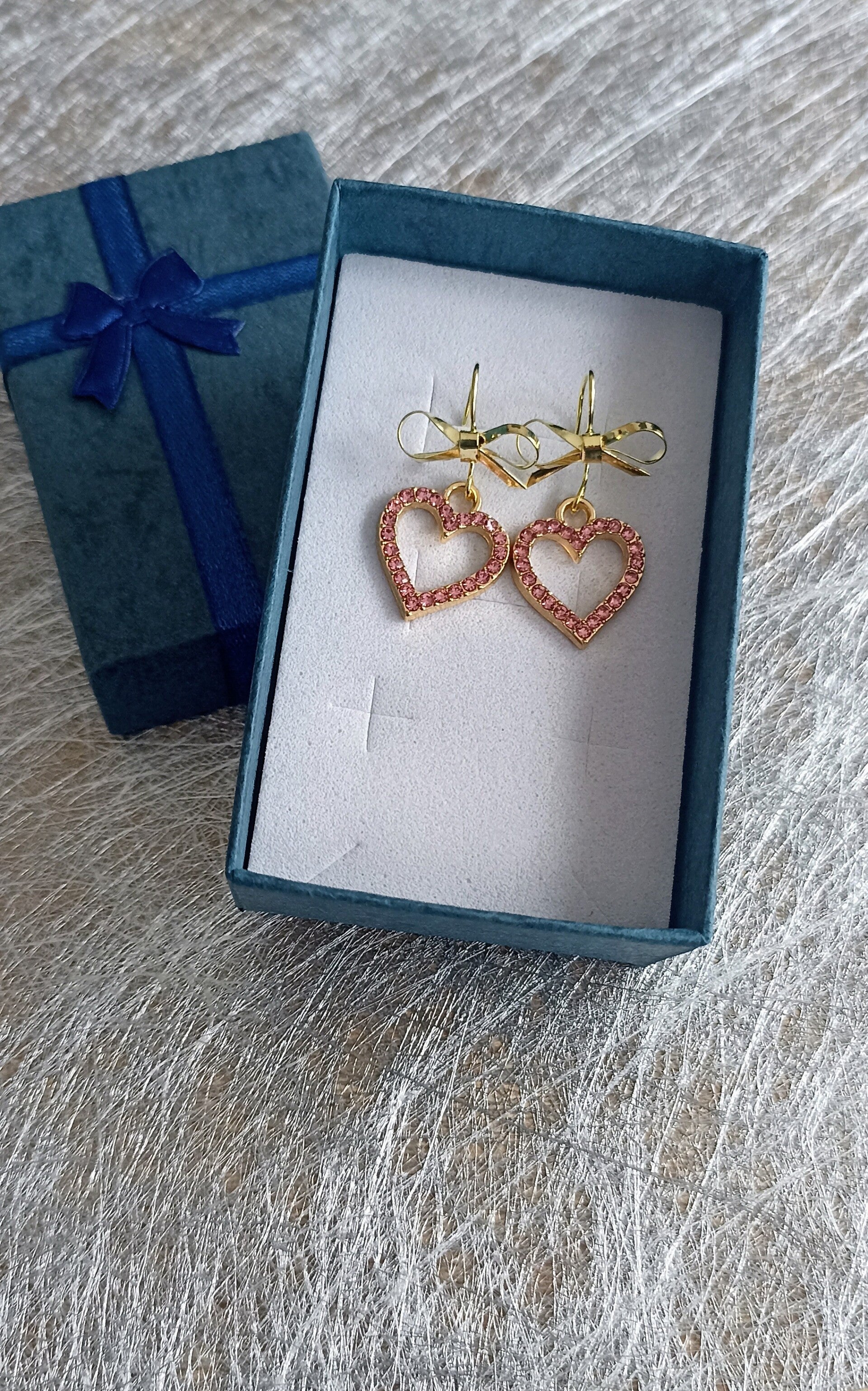 Boucles d'oreilles noeud papillon