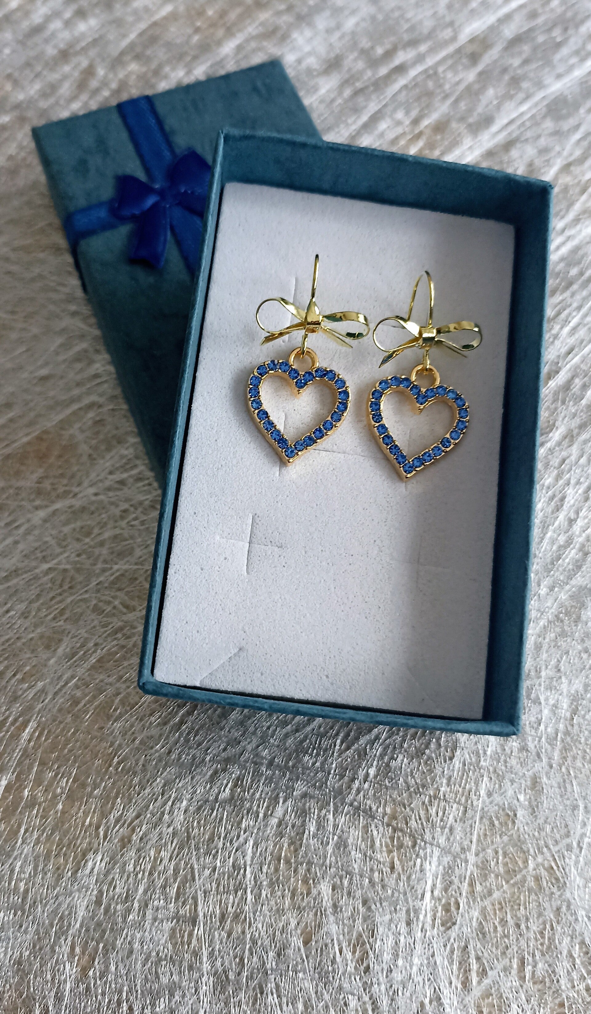 Boucles d'oreilles noeud papillon