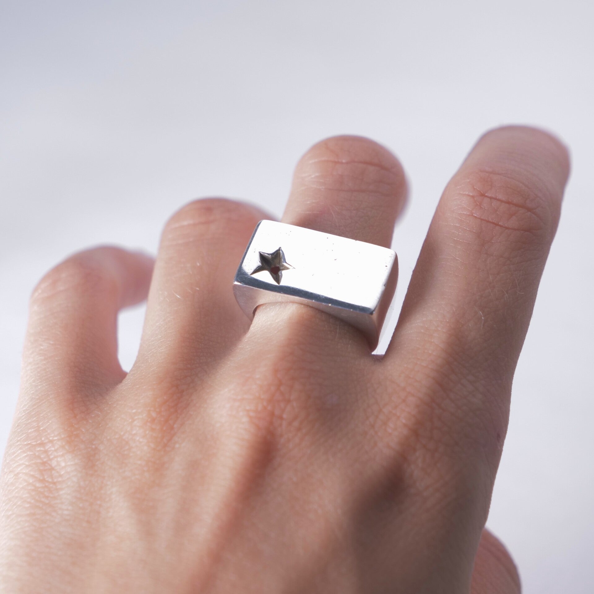 STAR RING