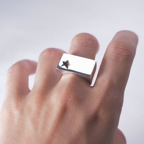 STAR RING