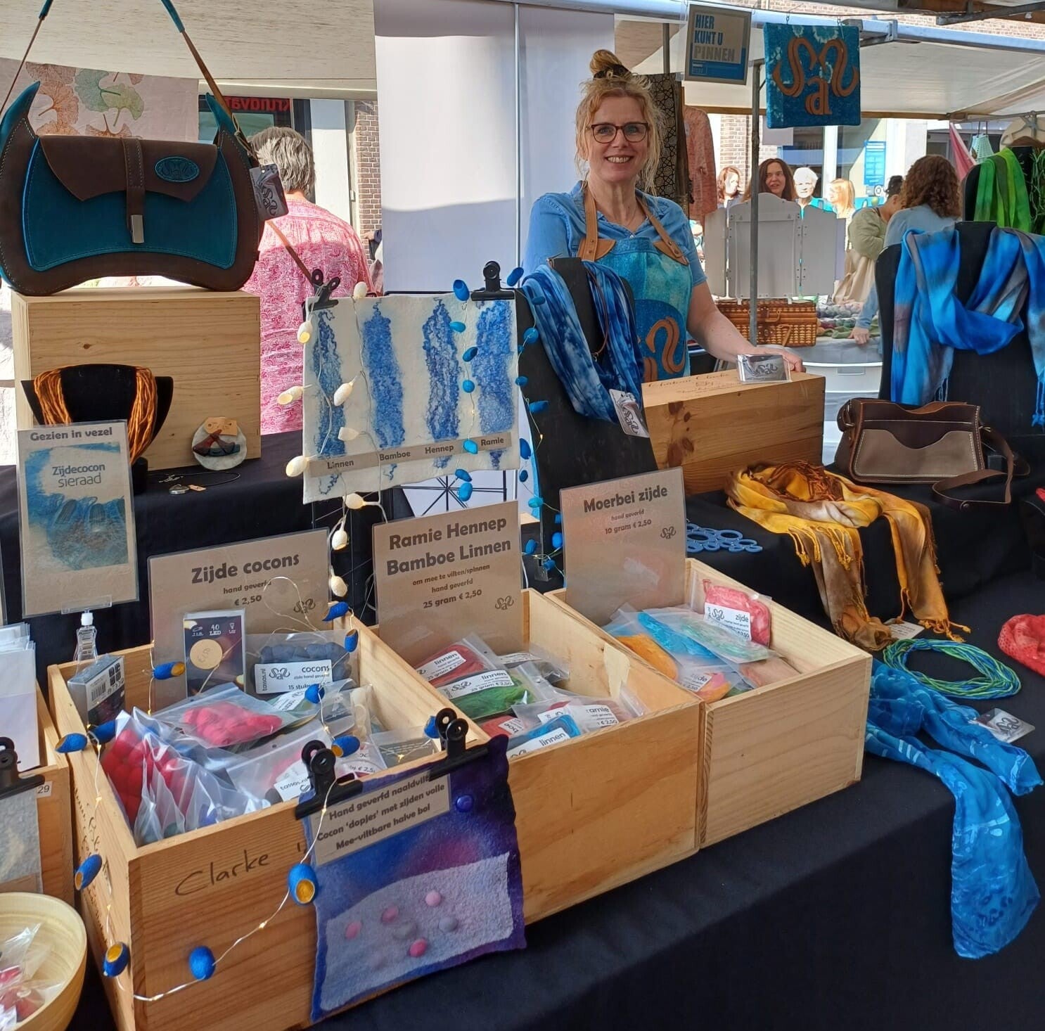 Weversmarkt Hoorn - Joure onder de wol