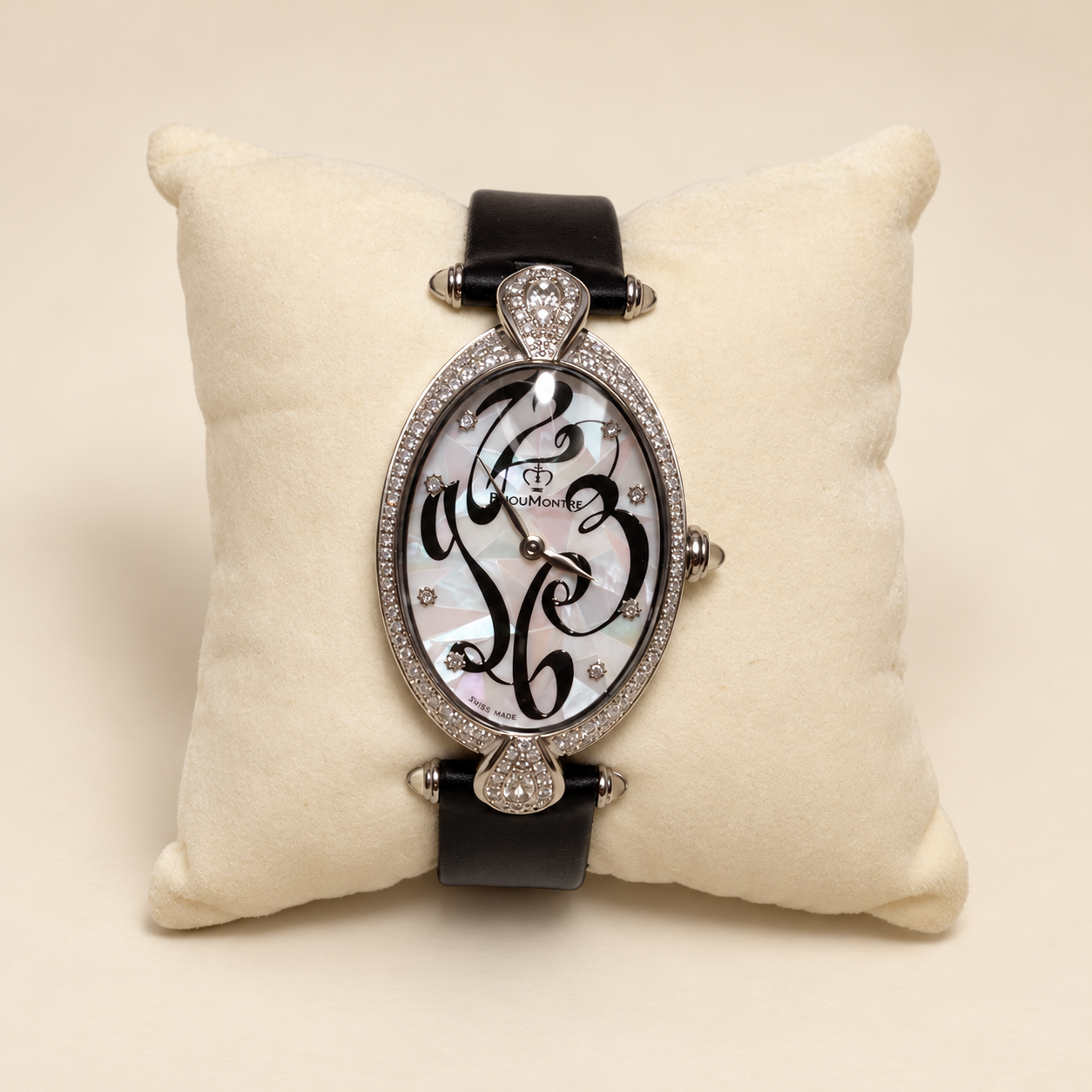 Montre BijouMontre avec coffret et bracelet supplémentaire