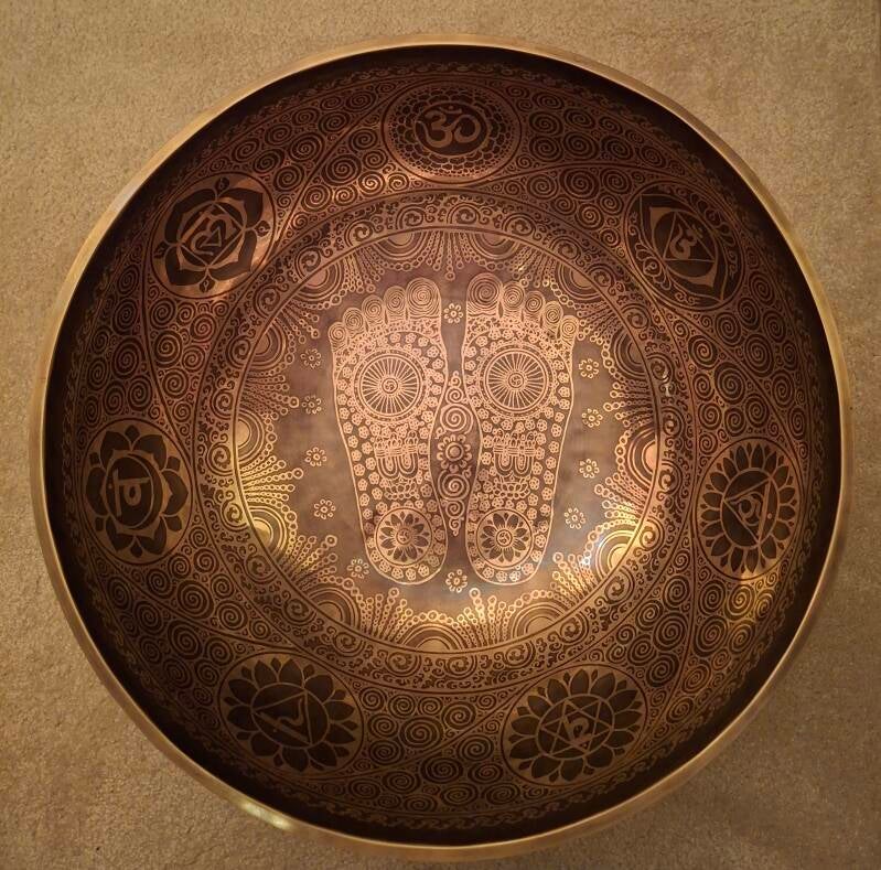 Full Body Klankschaal bij Holistische Heling Sessies bij De Klankschaalbeleving in Sleen