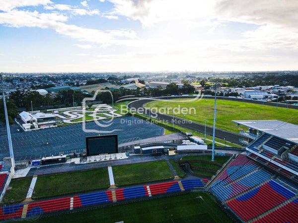 McDonald Jones - racetrack