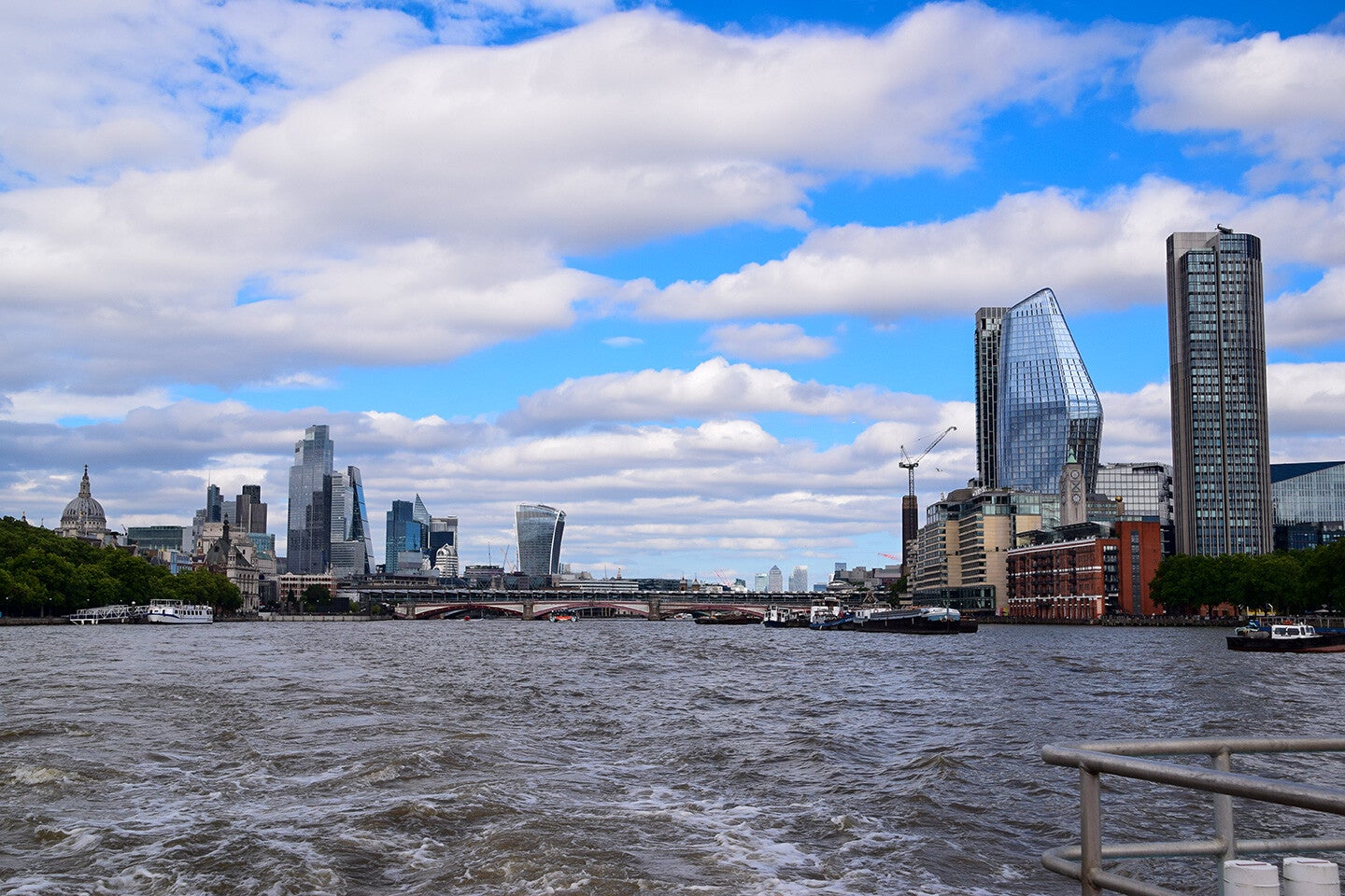 Una foto dal battello Uber Boats by Thames Clippers