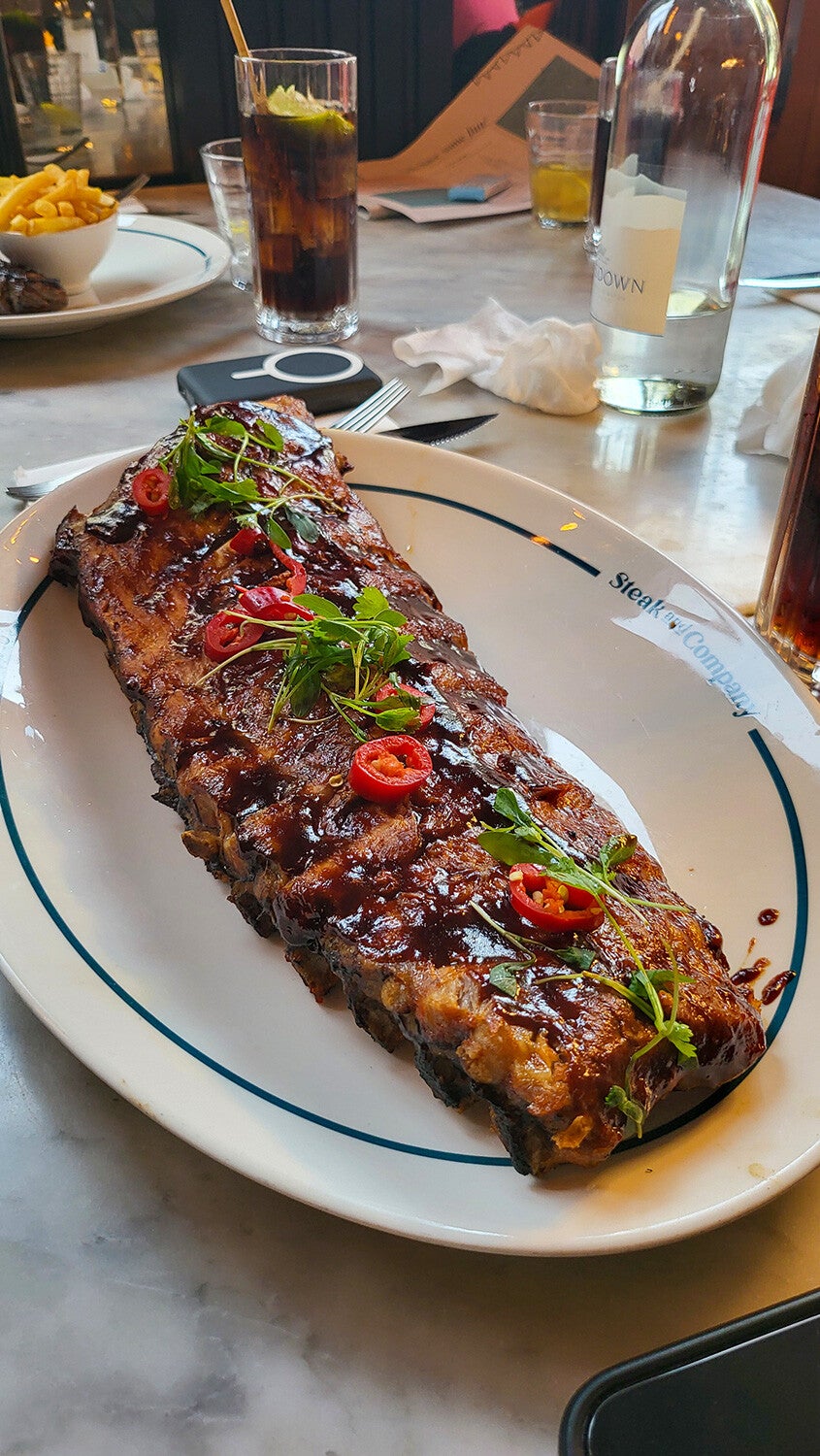 Le fantastiche costine da Steak & Company London