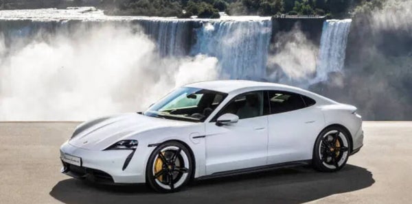 PORSCHE Taycan Turbo S