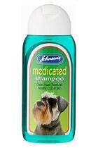 Johnson's Medicated Shampoo. 200ml. (C-JVP04)