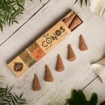 Conos Artesanales de Incienso de Sándalo y Yagra - 1 unidad