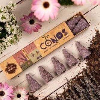 Conos Artesanales de Incienso de Lavanda y Violetas - 1 unidad