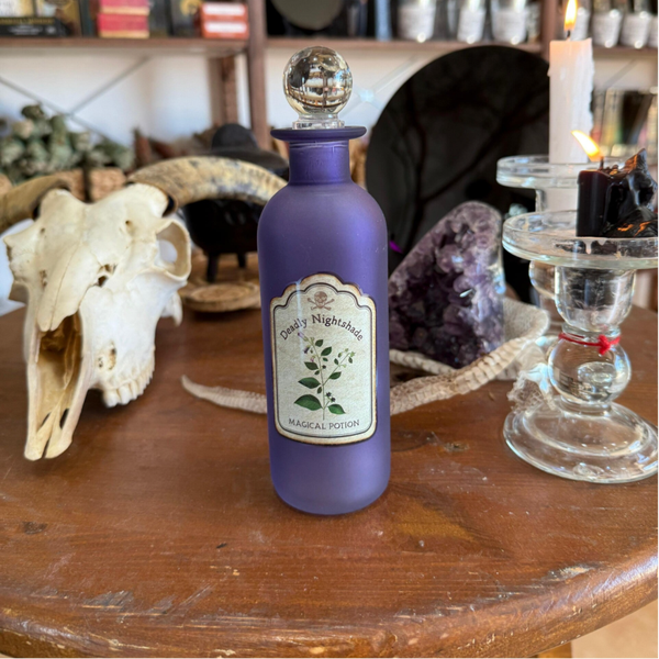 Botella Decorativa de Poción – Belladona