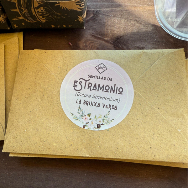 Semillas de Estramonio – La Planta del Umbral