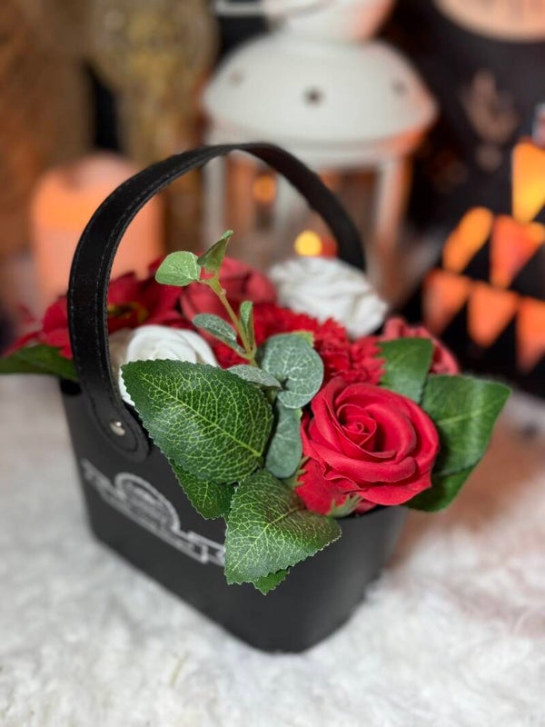 Bouquet Cesta Pequeña 🌸🎁