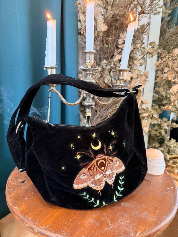 Bolsos de Terciopelo Bordados