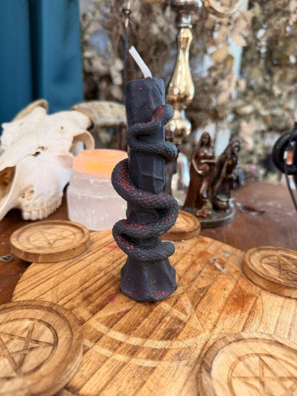 Velón Artesanal de Soja – Serpiente Protectora Corto