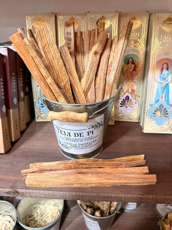 Teia de Pi · Palo Santo Català