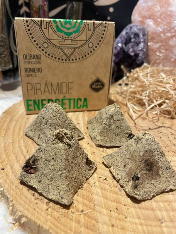 Pirámide Energética de Olíbano y Romero - 4 Pirámides