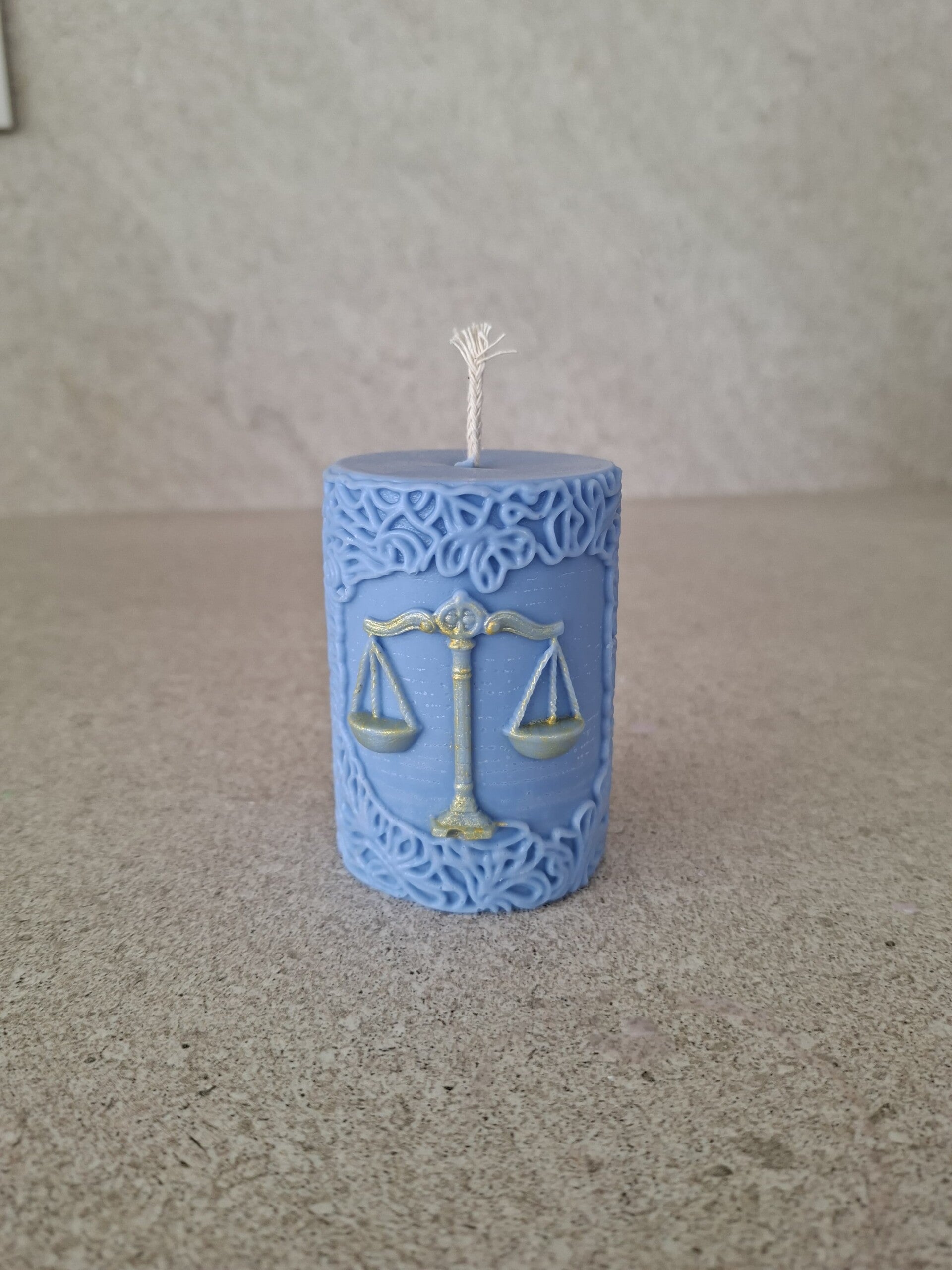 Vela justicia Azul