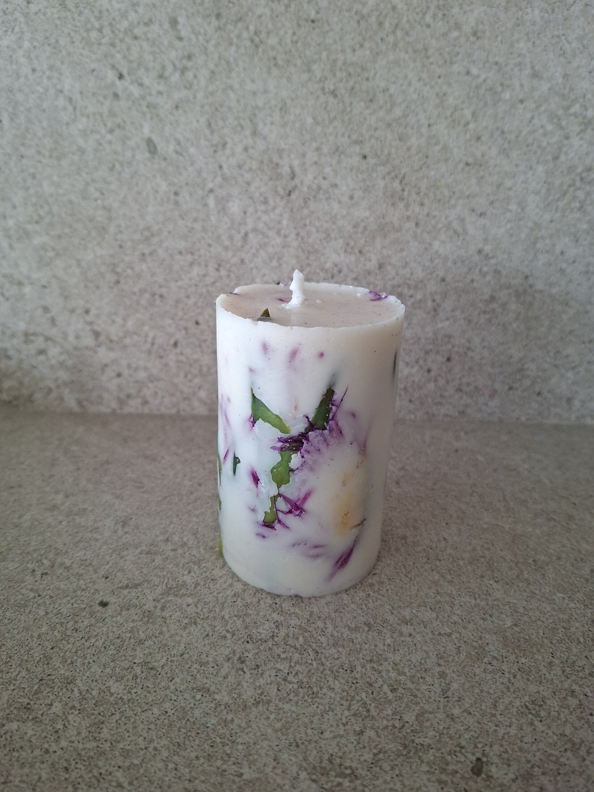 Vela con flores