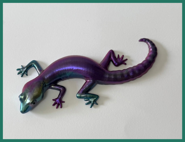 Resin lizard