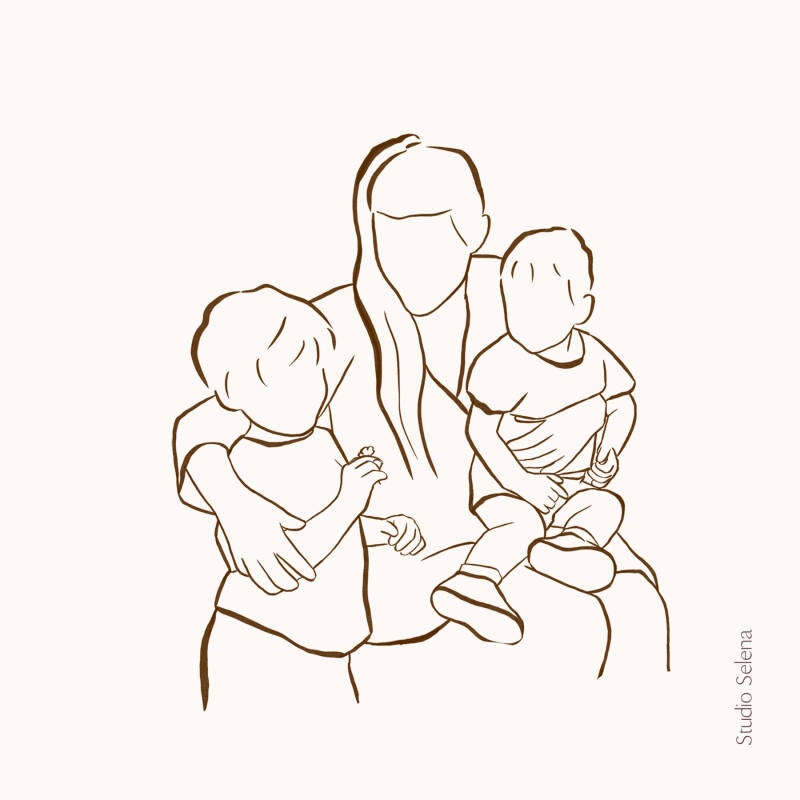 Lijntekening van foto. Moeder met 2 kinderen lijntekening
