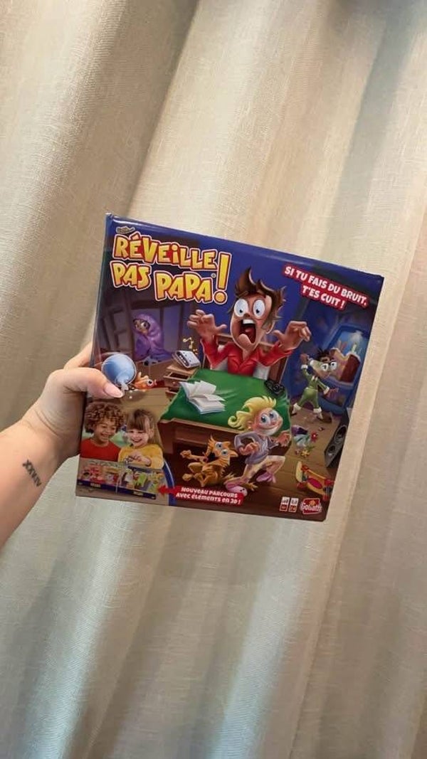 Réveille pas papa !