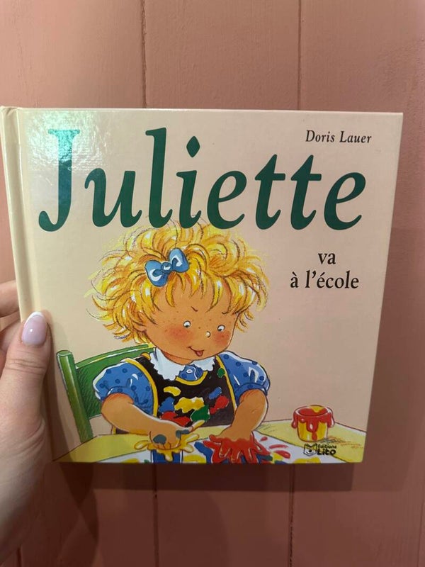 Juliette va à l'école