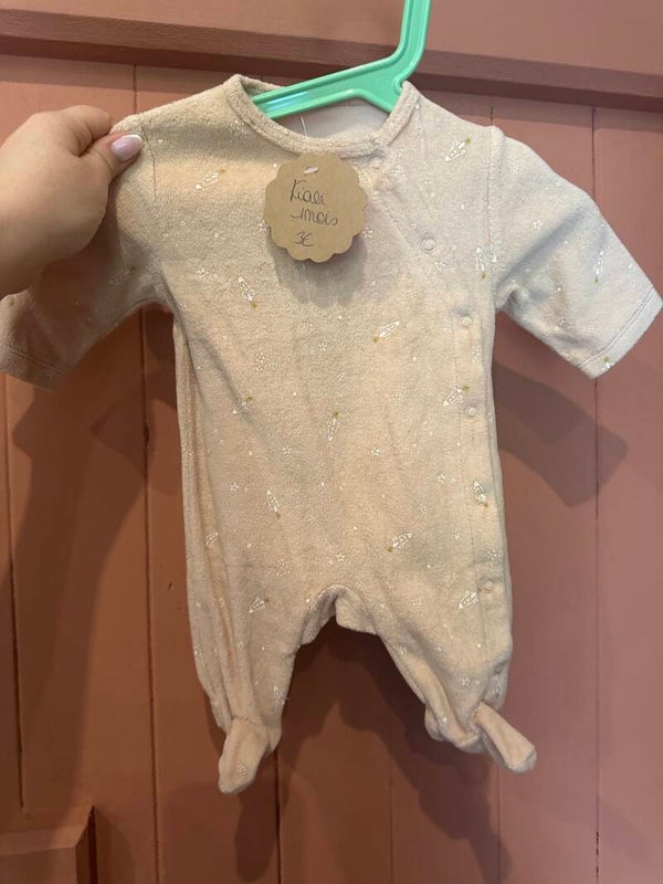 Pyjama beige Kiabi 1 mois