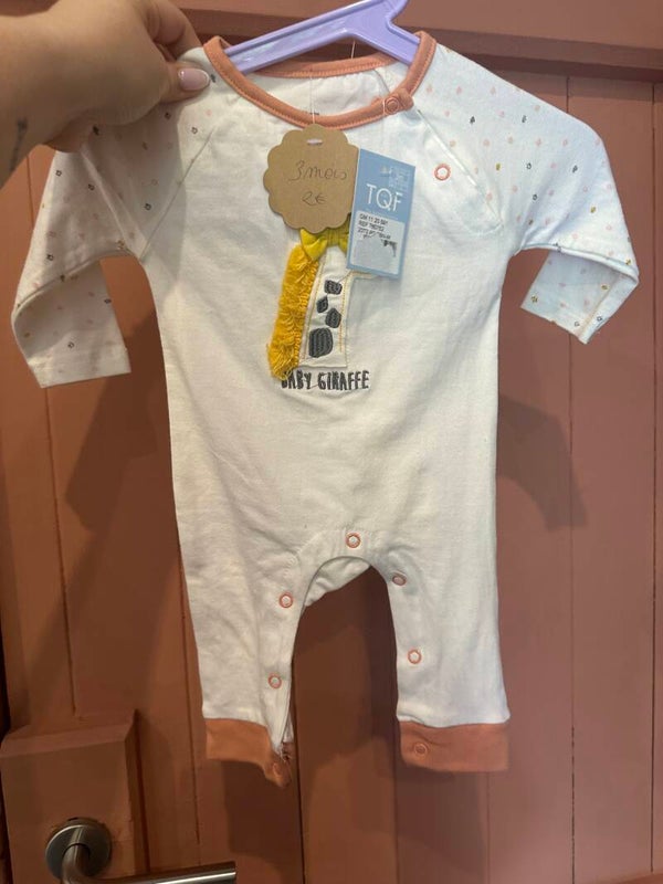 Pyjama léger neuf 3 mois