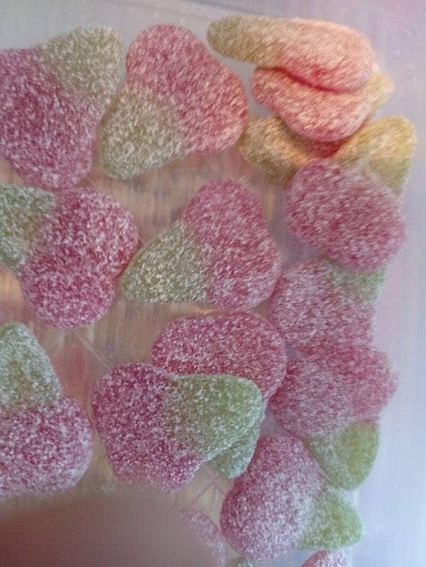 Grosse cerise acidulée