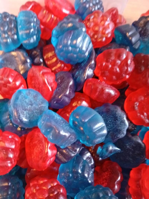 Mure rouge et bleu