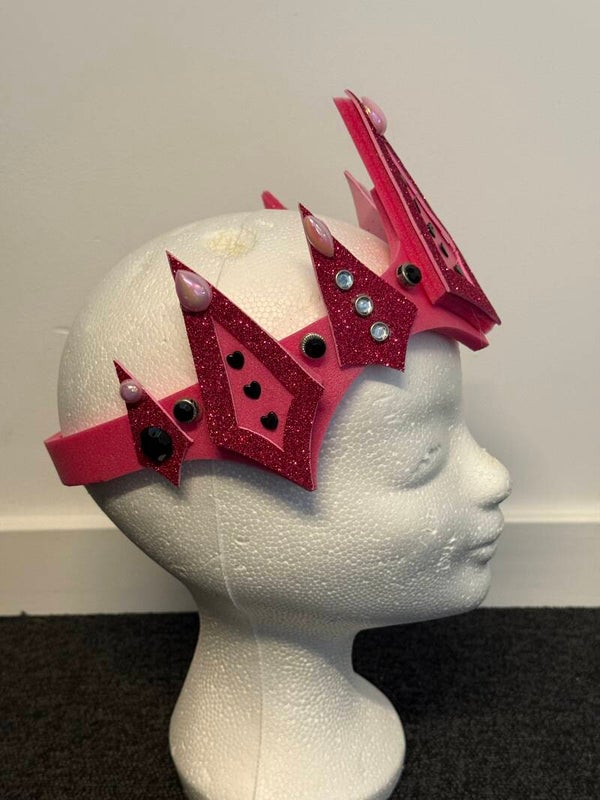 Tiara roze