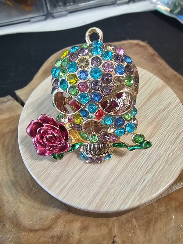 Fancy skull