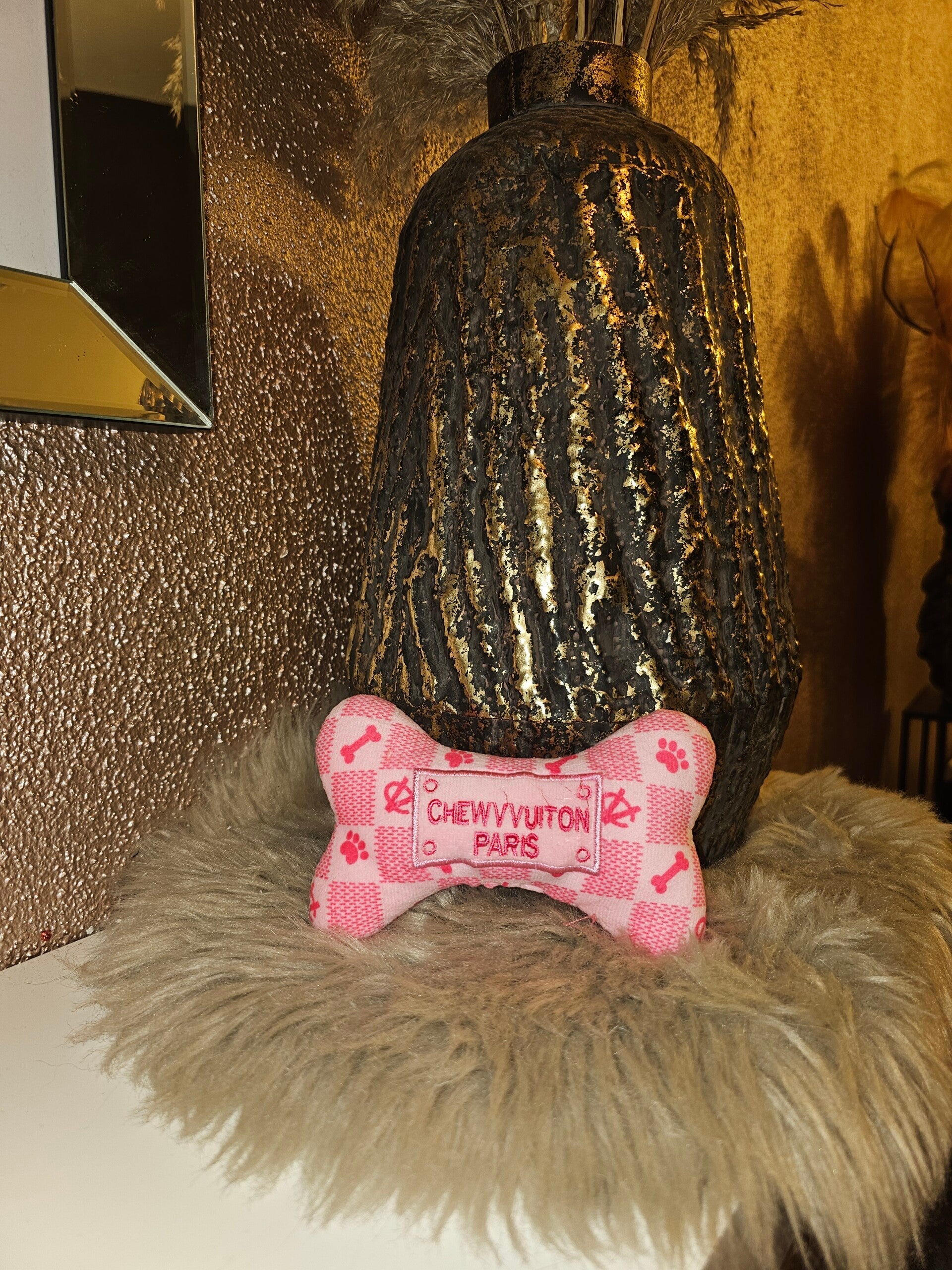 Chewy vuiton botje pink  speelgoed