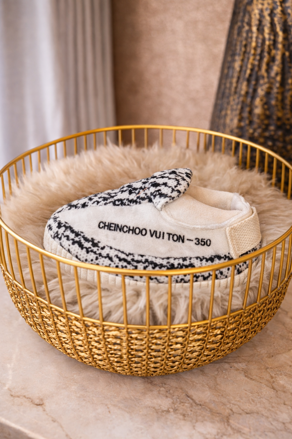 Chewchoo vuiton shoe speelgoed