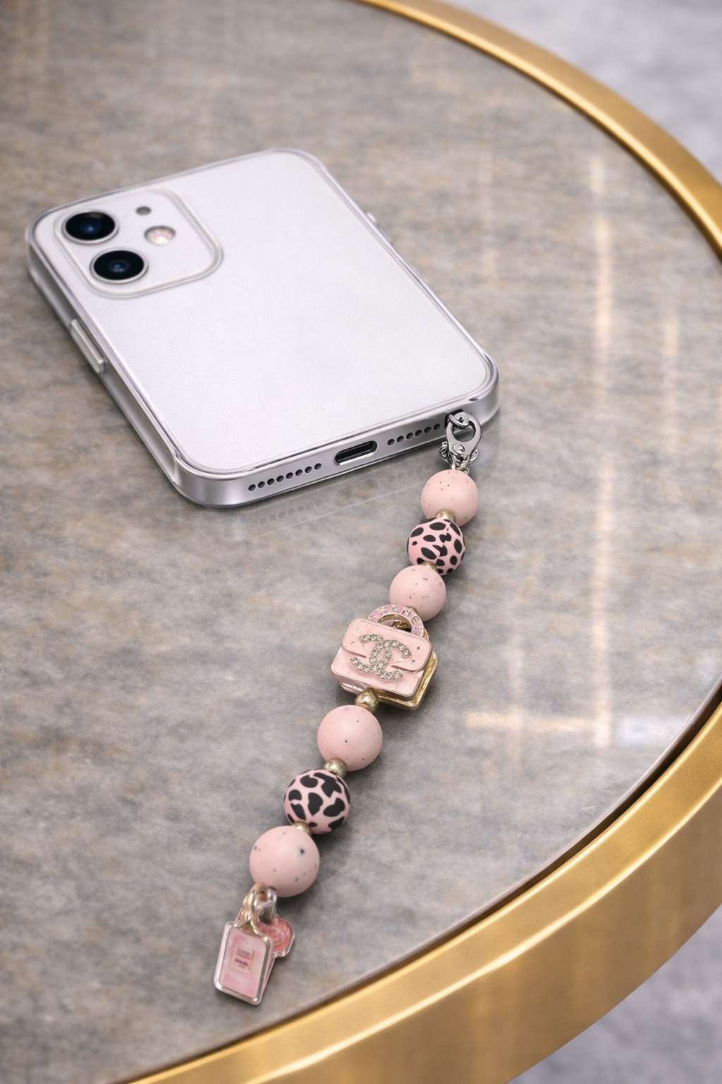 Pink panter chanel telefoonhanger