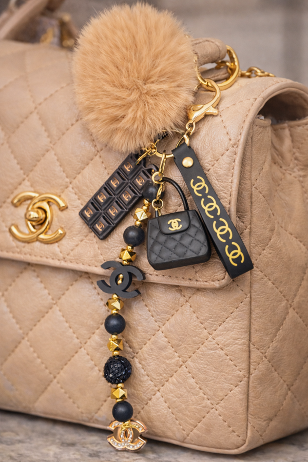 Black Chanel Tassenhanger