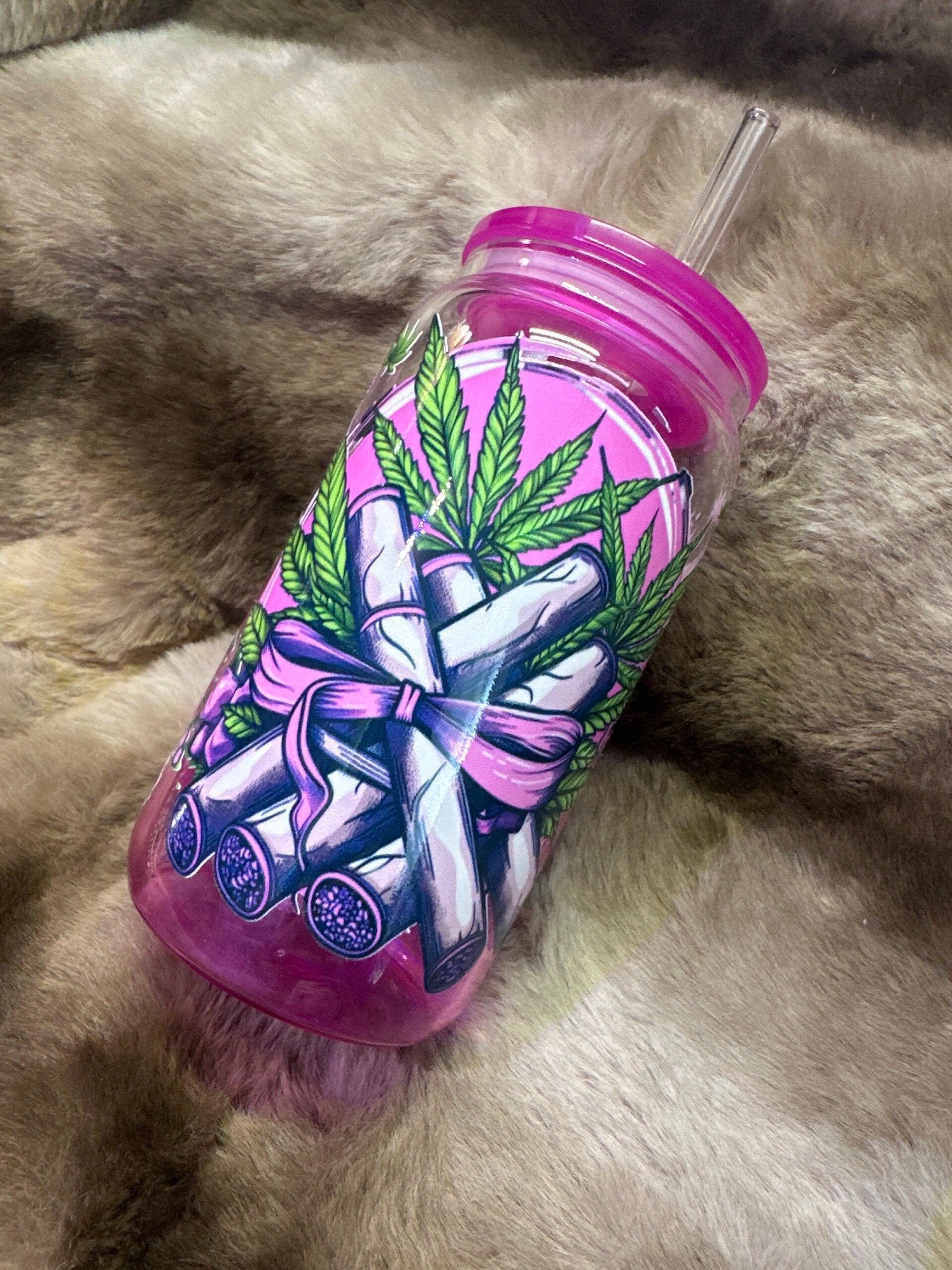 Marihuana glazen drinkbeker