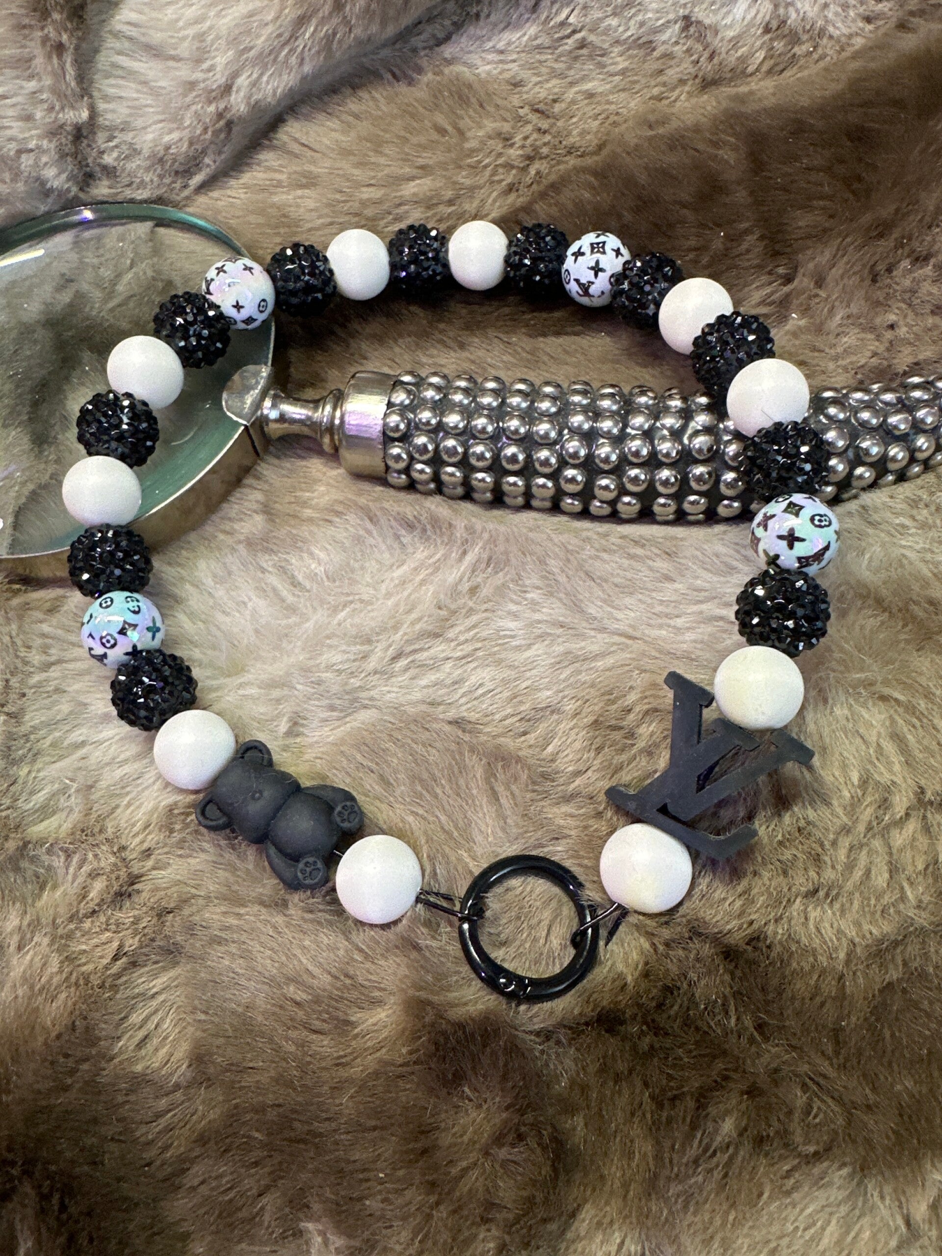 Black Lv bear ketting