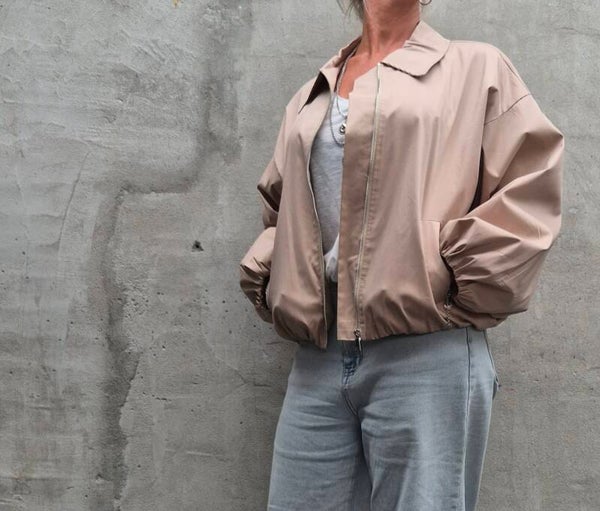 Bomberjack pofmouw oversized beige