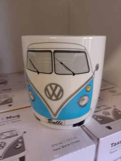 VW Collektion KAFFEETASSE BULLI BLAU - Campinggeschirr