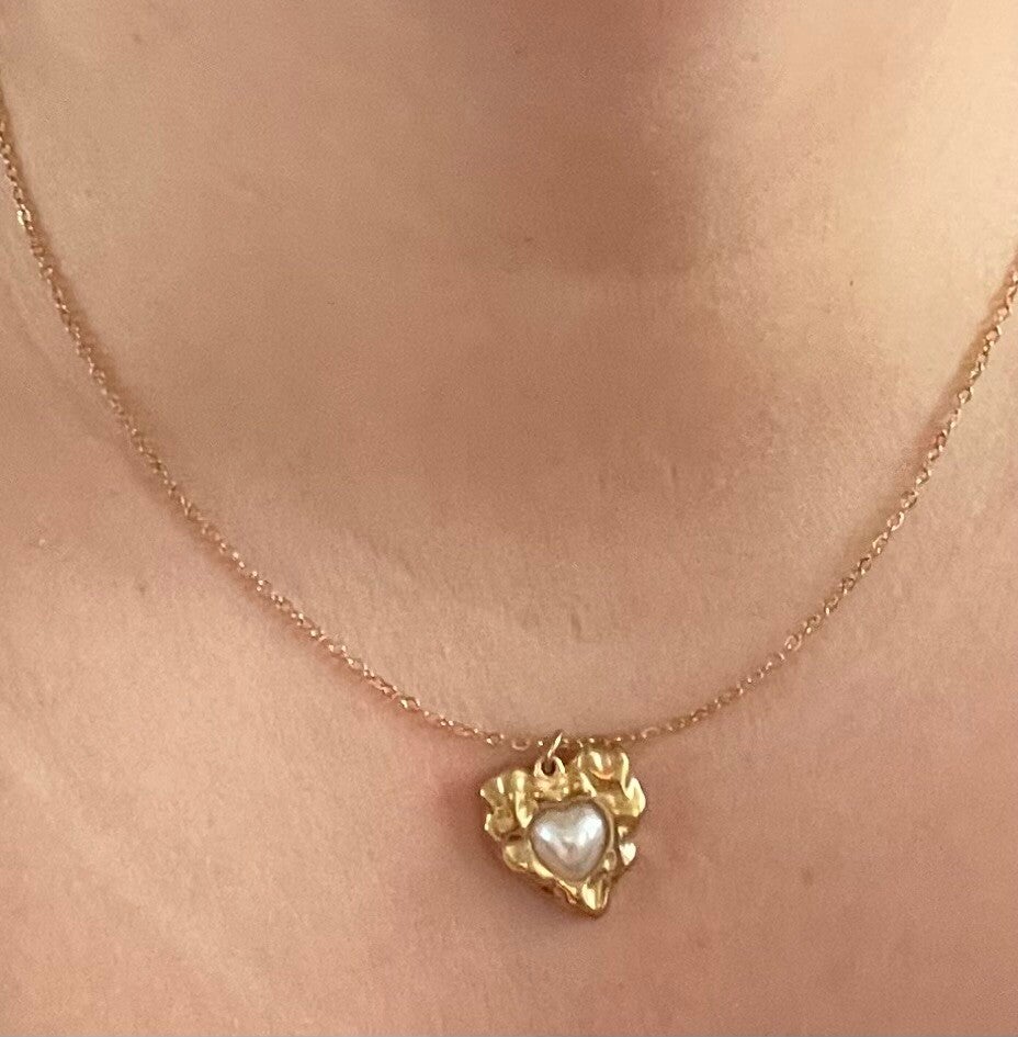 Pearl heart ketting