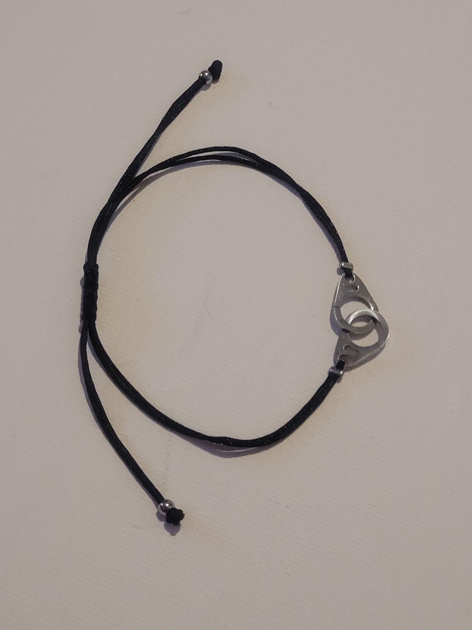 Bracelet Cordon Menottes noir