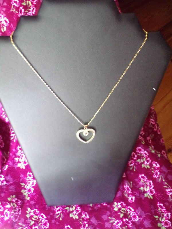 Chaine avec pendentif coeur