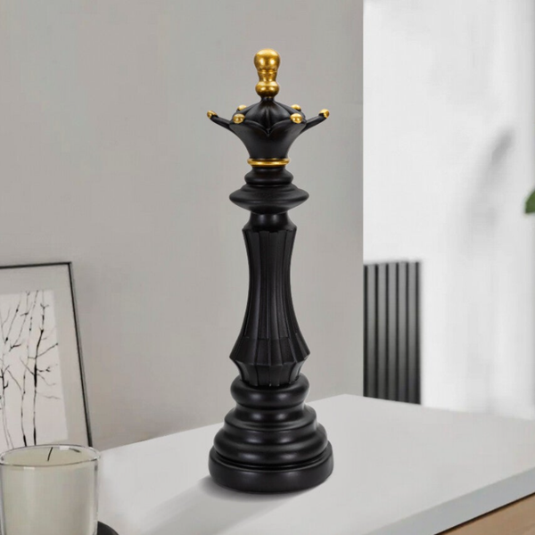 Statuetta REGINA SCACCHI in resina oro / nero