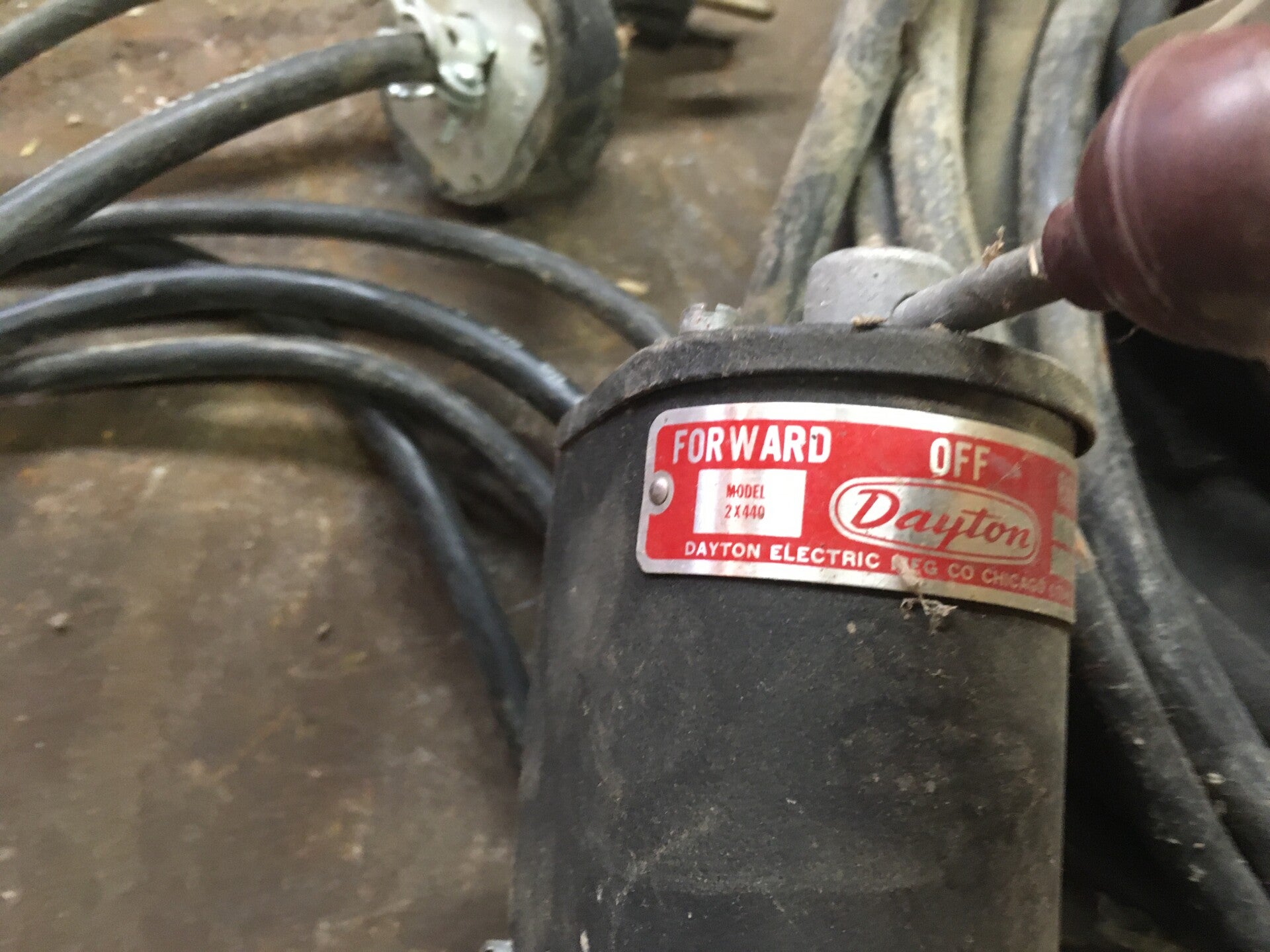 Dayton 2X440 and Hubbell reversing switches with cords.