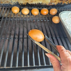 hard-boiled-eggs-10-standard.jpg