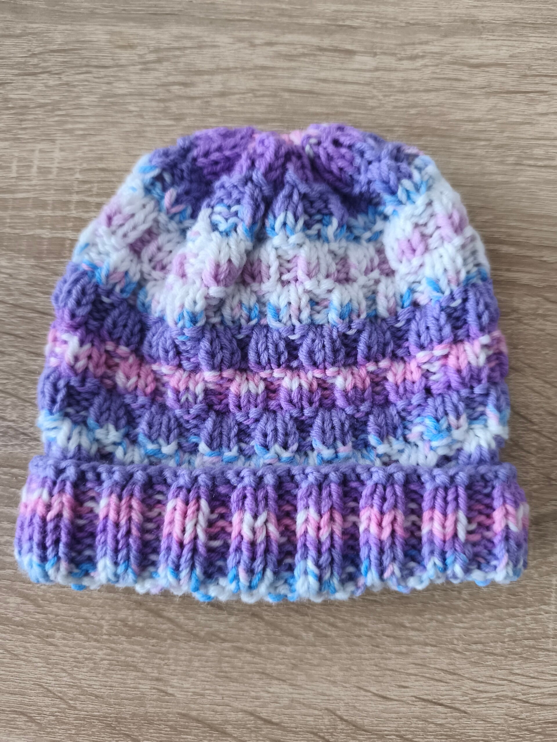 Sockenhexe "liebevoll" selbst gestrickte Baby Mütze